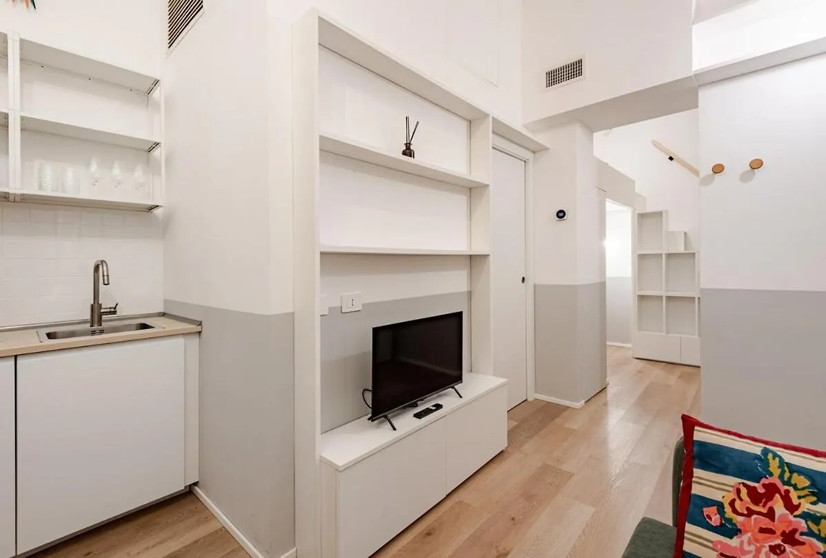 Daire Suite N14 - Design & Relax Near The Navigli Milano